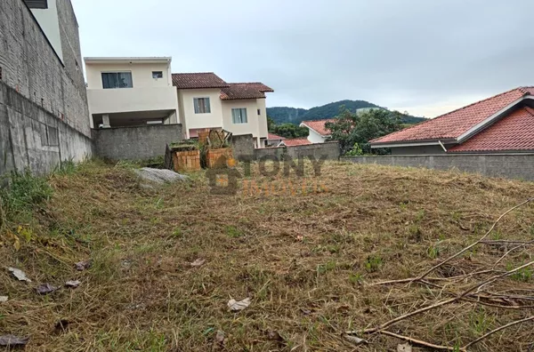 TERRENO COM 360M2 NO REAL PARQUE