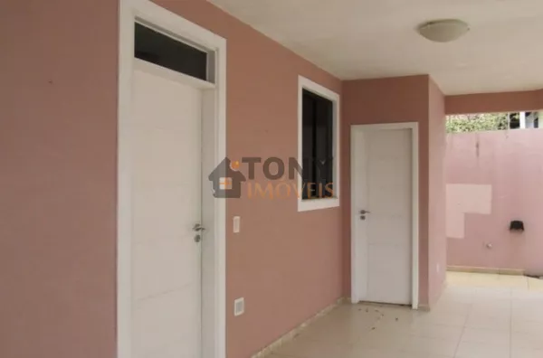 CASA COM POSSIBILIDADE DE FINANCIAMENTO - 3 QUARTOS