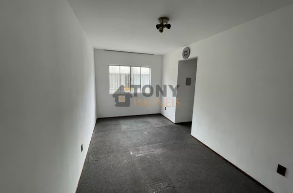 APARTAMENTO 3 QUARTOS NO FLORESTA BEM LOCALIZADO