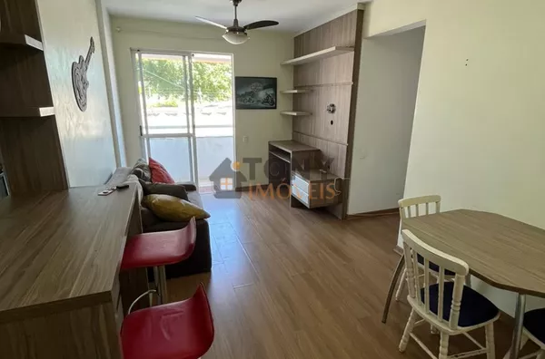 APARTAMENTO MOBILIADO, 2 QTOS  SENDO UM SUÍTE, SACADA COM CHURRASQUEIRA