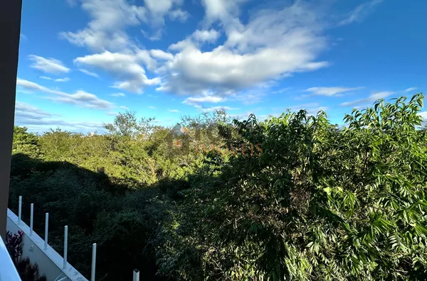 SOBRADO COM 2 SUITES E 96M2 PRIVATIVOS NOVA PALHOCA - Foto 14
