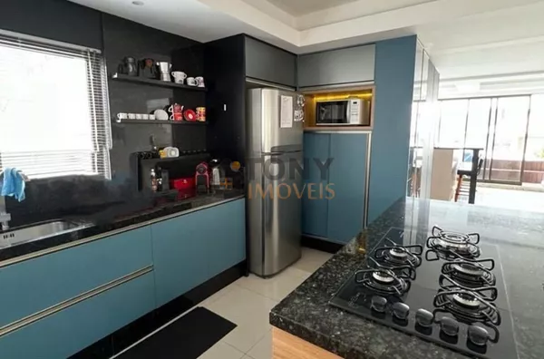 Bellissíma casa com 3 Quartos e 4 banheiros à Venda, 310 m² - Pedra Branca - Palhoça. - Foto 11