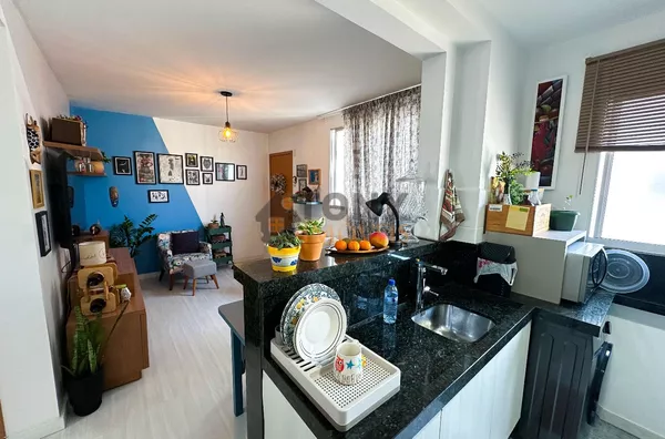 ÓTIMO APARTAMENTO 2 QUARTOS NA AVENIDA DAS TORRES