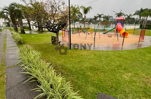 CASA COM 2 DORMITÓRIO EM CONDOMÍNIO FECHADO
