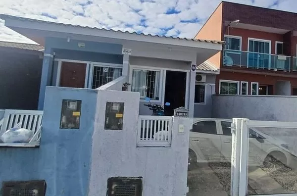 casa geminada com 2 quartos bela vista da palhoça