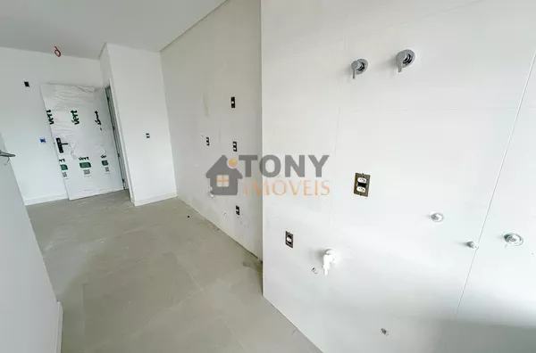 APARTAMENTO 3 QUARTOS NO FLORESTA CONDOMINIO COM PISCINA