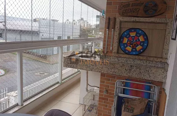 Apartamento 3 dormitórios em Barreiros São José 