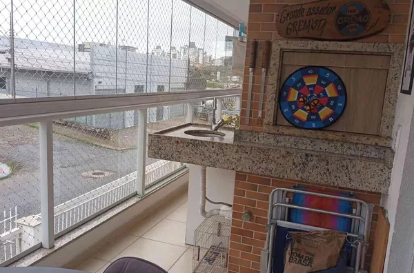 Apartamento 3 dormitórios em Barreiros São José 