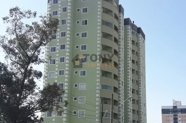 Apartamento de 2 quartos com sacada e churrasqueira 