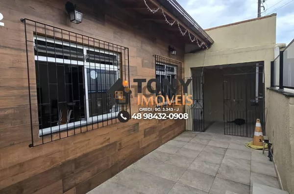 Casa com 3 dormitórios à venda no bairro Bela Vista - São José .