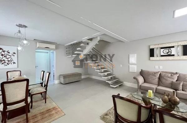 Linda casa de 2 suítes semi mobiliada no Deltaville - Biguaçú.