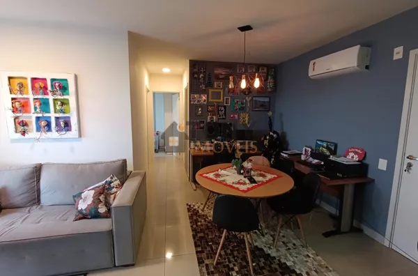 APARTAMENTO 2 QUARTOS ANDAR ALTO COM VISTA INCRIVEL