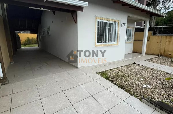 CASA COM 2 DORMITÓRIOS - VAGA PARA 3 CARROS