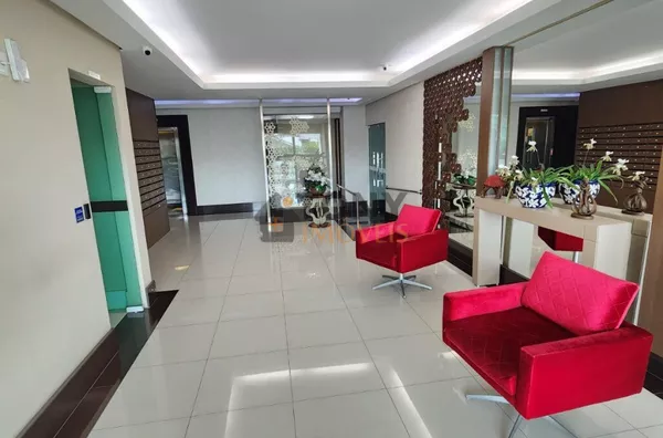 Lindo e amplo apartamento de 2 dormitórios sendo 1 suíte em boa localização do bairro Jardim Atlântico, fácil acesso aos principais pontos da cidade.