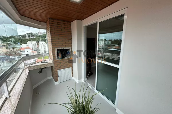 APARTAMENTO COM 2 QUARTOS NA AVENIDA DAS TORRES COM SUITE - Foto 1