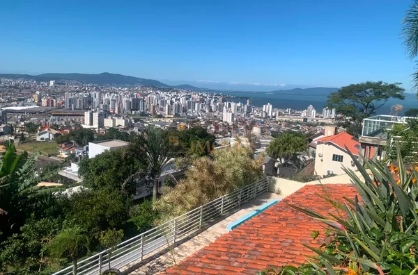 Casa de Alto Padrão no Bosque das Mansões | 6 Dormitórios | Vista Panorâmica - São José - SC - Foto 6