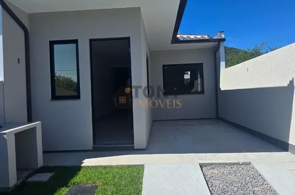 Casa de 2 dormiórios à venda em Forquilhas - São José - SC