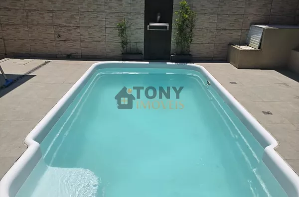 Casa de 194m2 de 4 dormitórios sendo 1 suíte localizada no bairro Real Paque - São José - SC