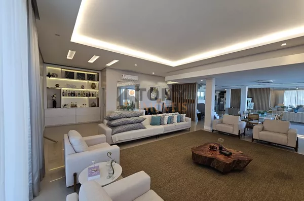 BELA CASA NO BOSQUE DAS MANSÕES - 4 DORMITÓRIOS + PISCINA - 