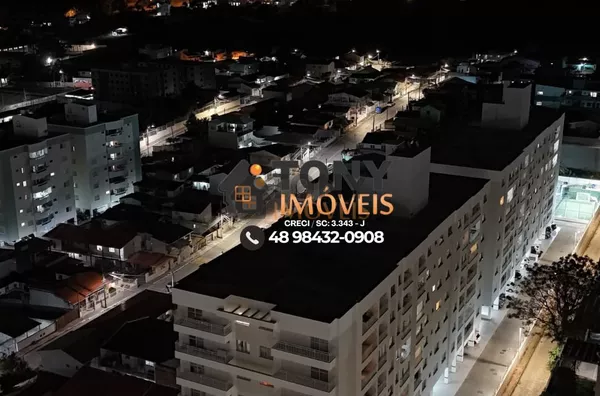 Apartamento de 2 dormitórios sendo 1 suíte com porteira fechada no bairro Bela Vista - São José.