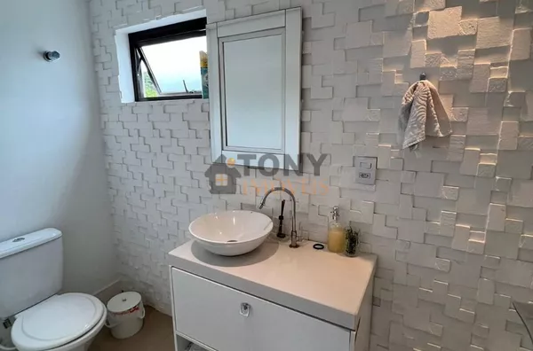 Bellissíma casa com 3 Quartos e 4 banheiros à Venda, 310 m² - Pedra Branca - Palhoça. - Foto 18