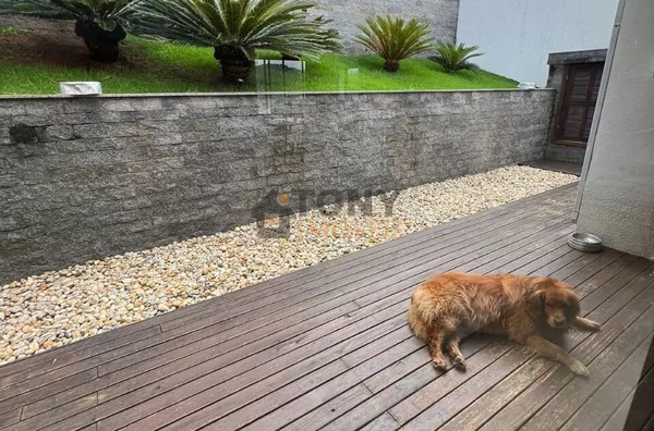 Bellissíma casa com 3 Quartos e 4 banheiros à Venda, 310 m² - Pedra Branca - Palhoça. - Foto 27