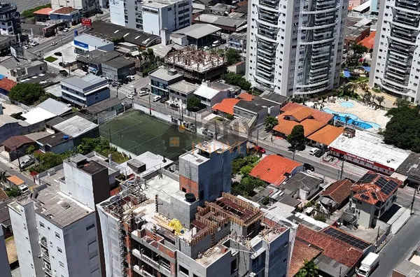APARTAMENTO COM 86M2 COM VISTA MAR EM BARREIROS