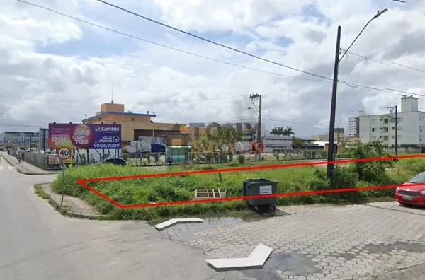 TERRENO COMERCIAL 900M²   NO LADO DO SUPERMERCADO SANTOS