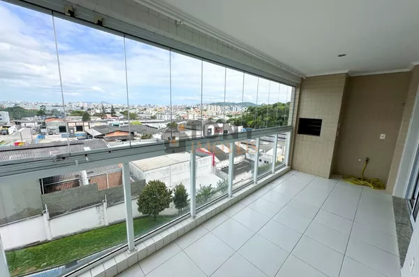 APARTAMENTO 3 QUARTOS NA SERRARIA VISTA MAR