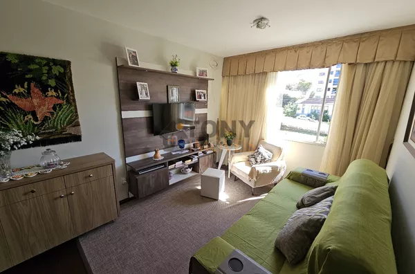 AMPLO APARTAMENTO NO ESTREITO COM 3 QUARTOS 