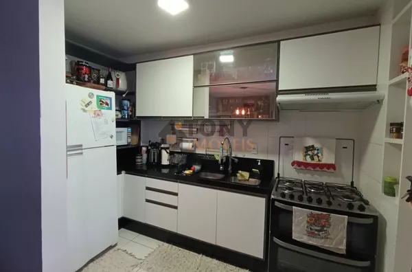 APARTAMENTO 2 QUARTOS ANDAR ALTO COM VISTA INCRIVEL