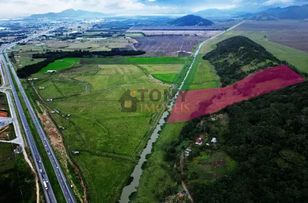 Área de morro com 73.000m2 - Bairro Penha - Imbituba