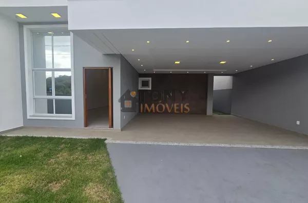 Linda casa de 3 dormitórios sendo 1 suíte em Forquilhas - São José -SC