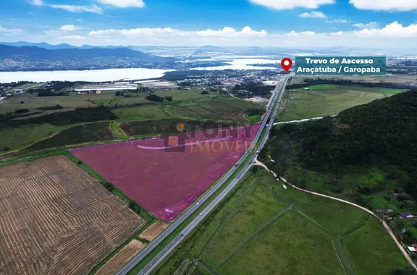 Área as margens da BR-101 no Bairro Penha - Imbituba