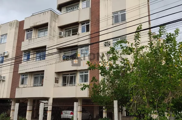 COBERTURA COM 3 QUARTOS  