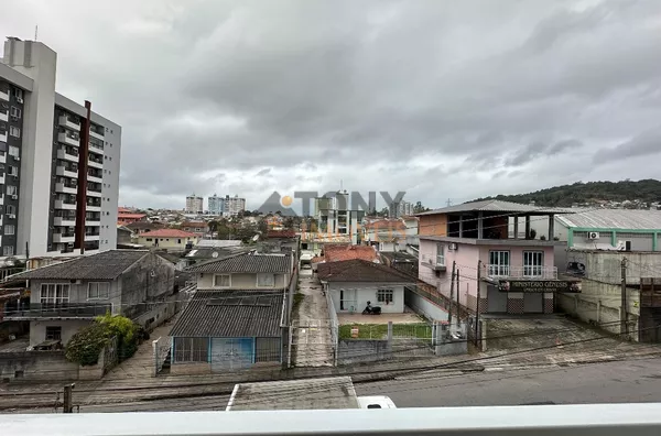 APARTAMENTO 2 QUARTOS COM SUITE IPIRANGA 