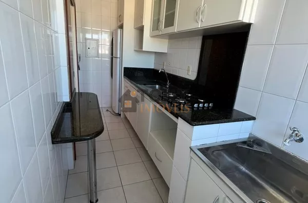 Apartamento de 2 dormitórios  com sacada - Foto 4