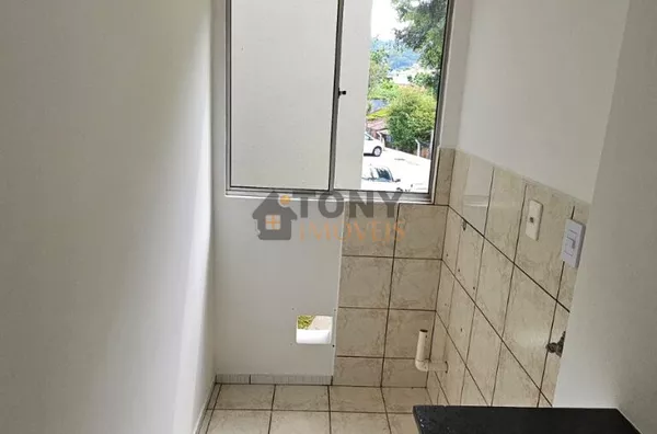 APARTAMENTO COM 2 QUARTOS NA SERRARIA