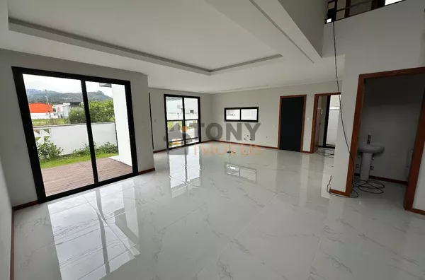 SOBRADO COM 3 QUARTOS NO BOSQUE SAO JOSE 