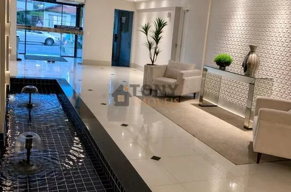 Apartamento de 2 dormitórios sendo 1 suíte com 2 vagas localizado no bairro Abraão - Florianópolis