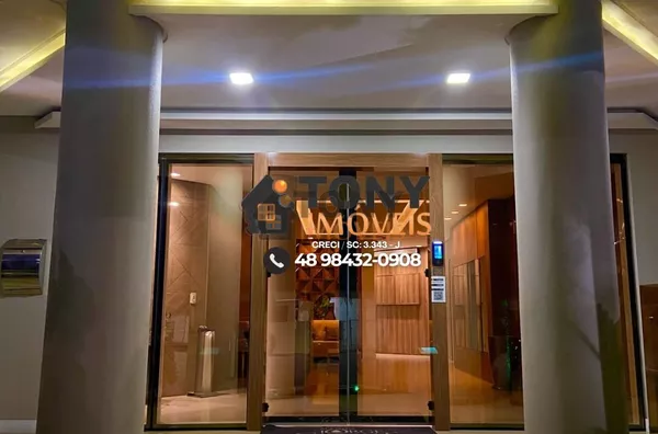 Apartamento de 2 dormitórios sendo 1 suíte no bairro Centro - Palhoça.