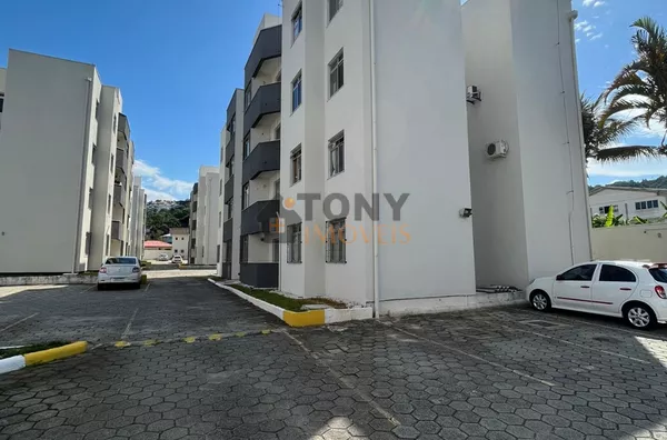 2 quartoS,  N. Sra. do Rosário. 4º ANDAR SEM ELEVADOR.