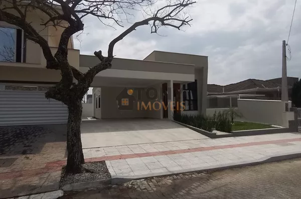 Casa em condomínio com 137m2 na Praia De Fora, Palhoca