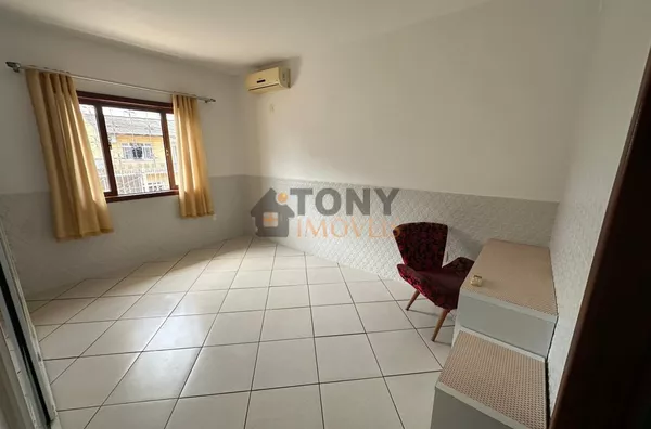 ÓTIMA CASA COM 5 QUARTOS COM VISTA MAR NO JARDIM CIDADE 