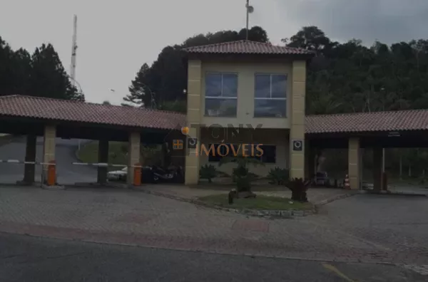 TERRENO COM 450M2 EM SAO JOSE NO CONDOMINIO ALTOS DE SAO JOSE 