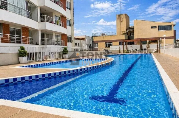 Apartamento de 2 dormitórios sendo 1 suíte com 2 vagas localizado no bairro Abraão - Florianópolis