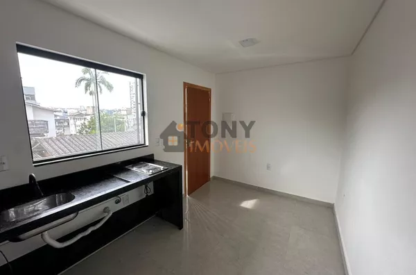 STUDIO COM 1 QUARTO SEMI MOBILIADO FLORESTA -