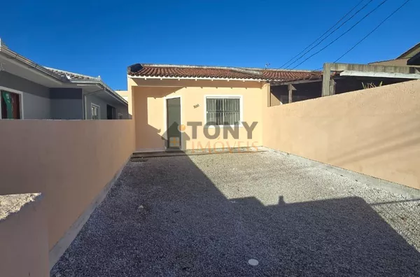  Oportunidade!!! Casa geminada de 2 dormitórios, localizada no Bairro Potecas - São José -SC.