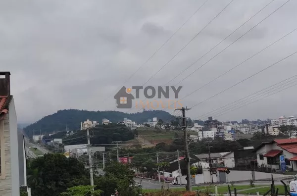TERRENO FRENTE AV DAS TORRES EM SAO JOSE COM 454M2