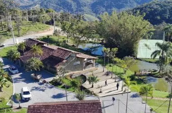 INCRÍVEL SITIO EM SANTO AMARO DA IMPERATRIZ